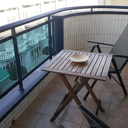 Apartment Apartamento Con Parking A 200M Del Mar