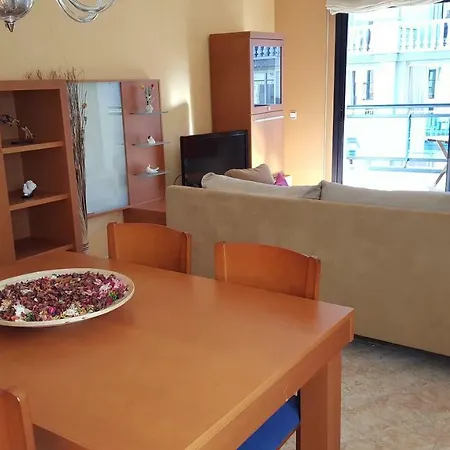 Apartment Apartamento Con Parking A 200M Del Mar *